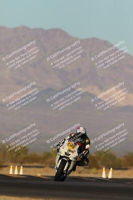 media/Dec-07-2024-CVMA (Sat) [[21c5f1ef85]]/Race 13-Amateur Supersport Middleweight/